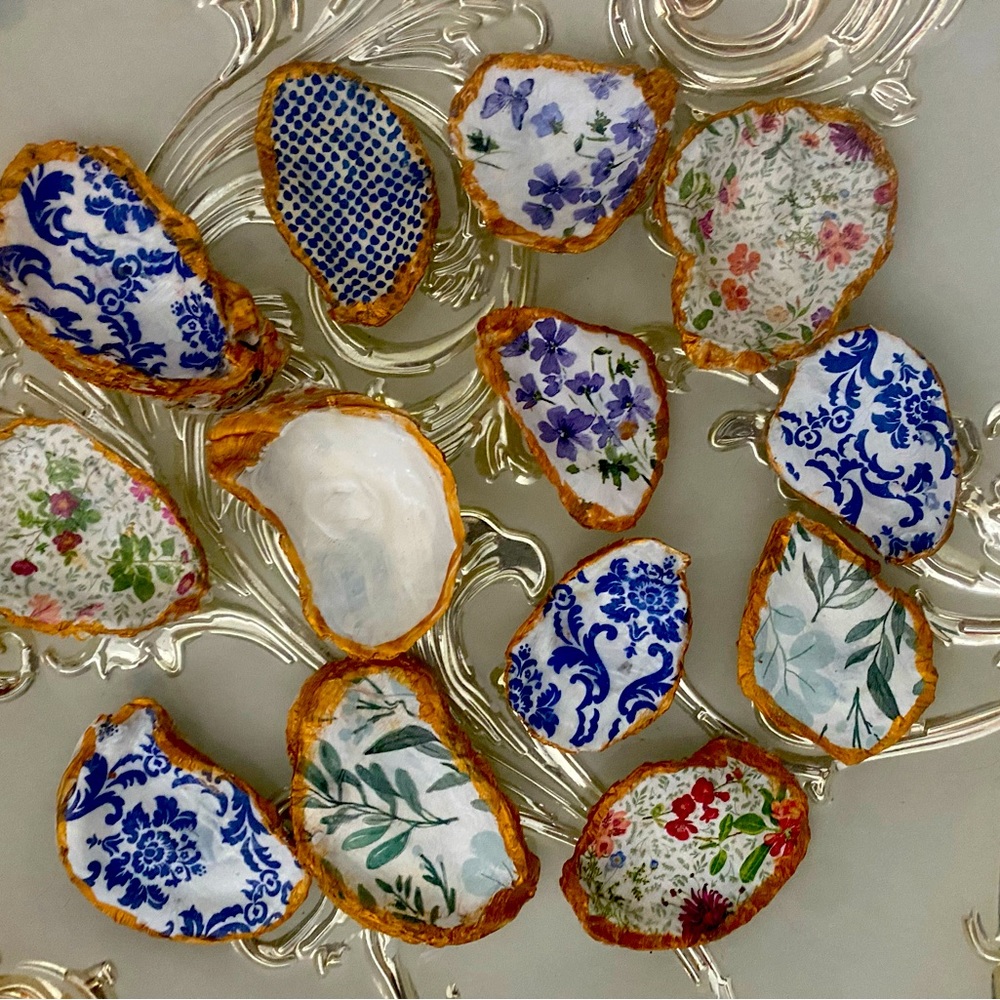 Hand painted oyster shells - trinket dishes, decor